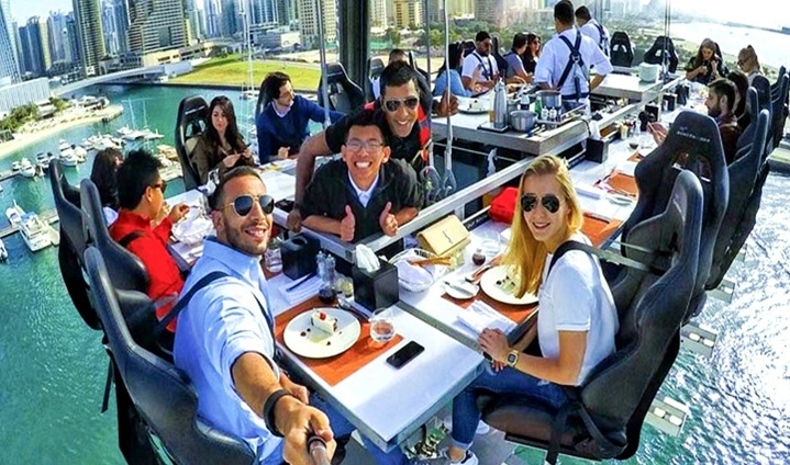 Lunch in the sky
