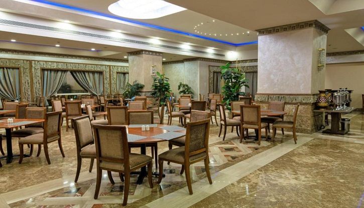 Triumph Plaza Hotel Restaurant