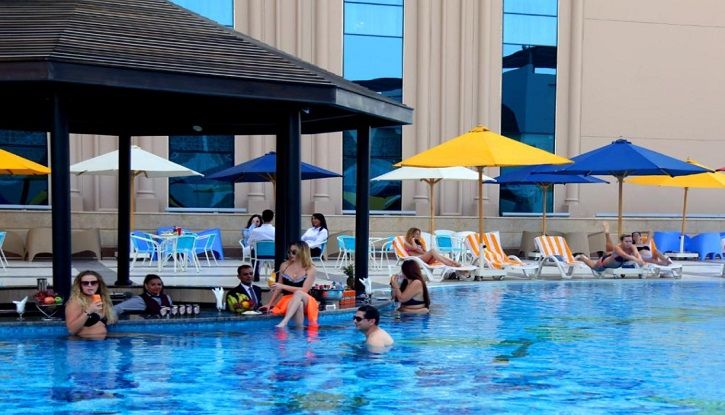 Tolip Golden Plaza Hotel Pool