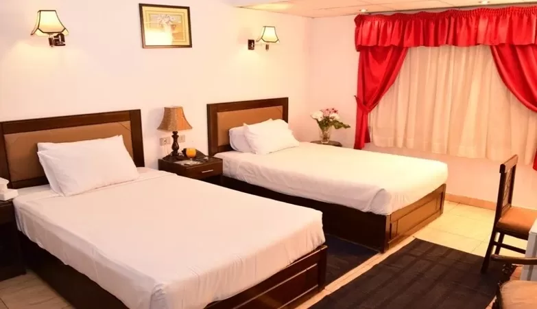 Holidays Express Hotel Room