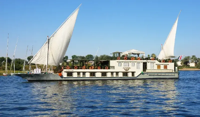 Luxury Dahabiya Nile Cruise Hadeel – Sail in Style & Comfort