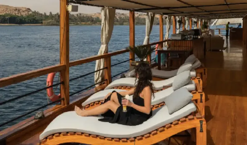 Luxury Small Boat Nile Cruise & Cairo: Exclusive Egypt Adventure