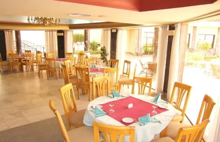 Lotus Luxor Hotel Restaurant