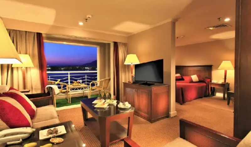 Elegant Cabin - Iberotel Crown Empress Nile Cruise