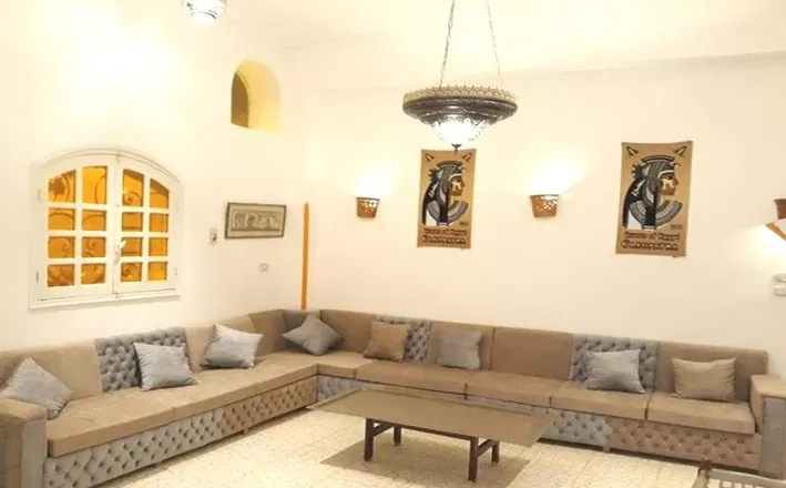 Cleopatra Hotel Luxor lobby