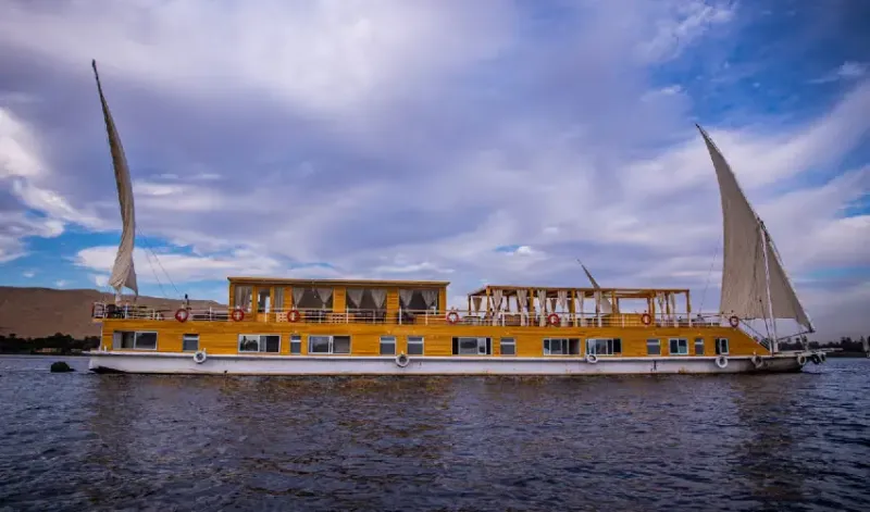 Luxury Sailing on the Nile – Nile Cruise Dahabiya Akhnaton