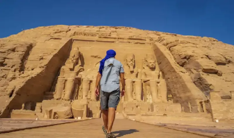 Jordan and Egypt Tour: Pyramids, Nile Cruise & Petra Adventures