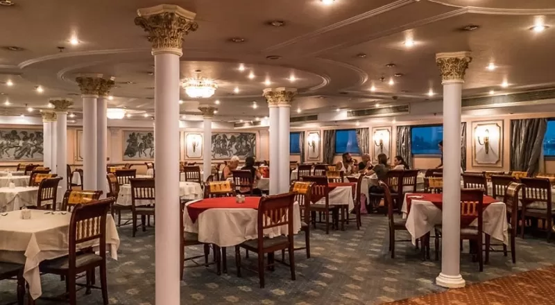 Exquisite Dining Experience on the Nile Dolphin Nile Cruise