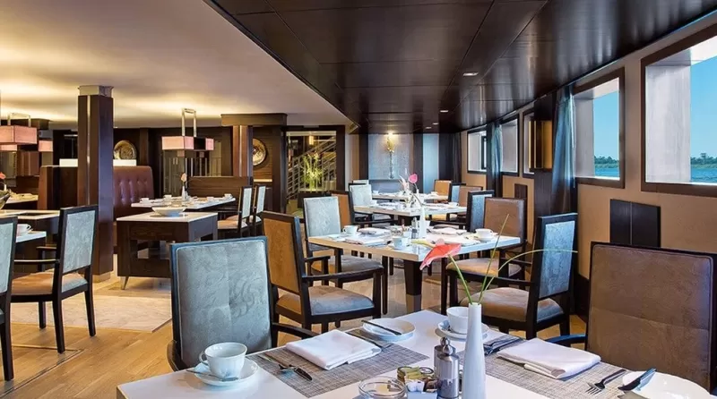 Dining Experience at Nile Cruise Oberoi Philae Restaurant