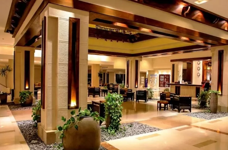 Sunrise Diamond Beach Resort Lobby