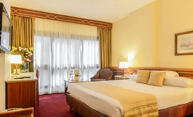 Golden Tulip Hotel Flamenco Cairo Room