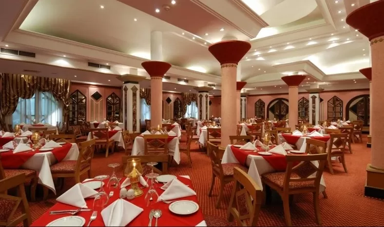 The Oasis Hotel Pyramids Restaurant