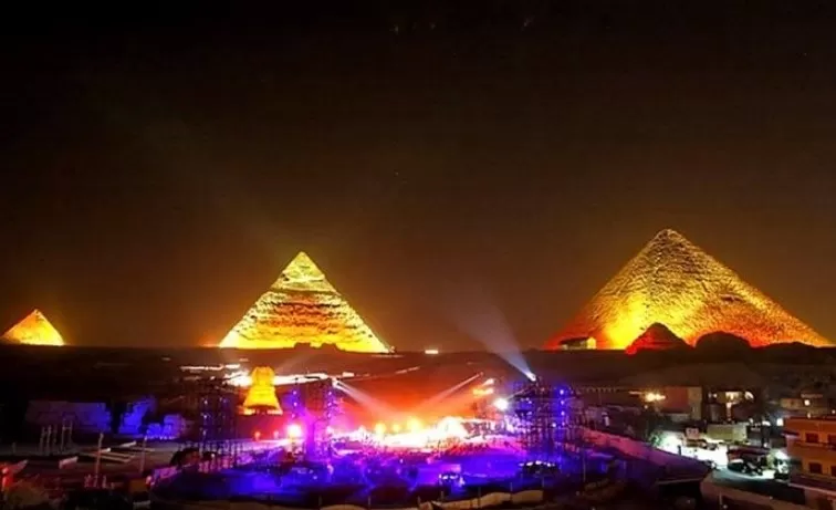 Pyramids Light Show
