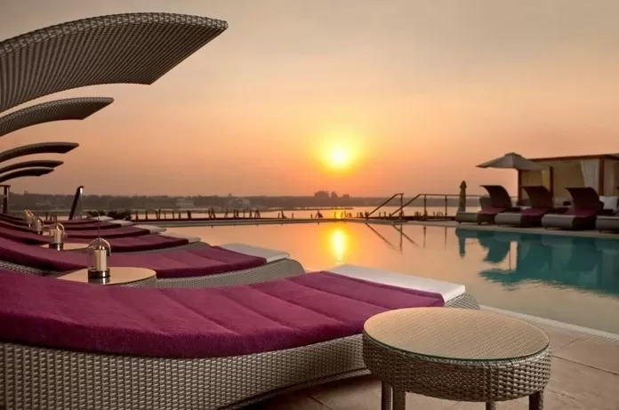 Holiday Inn Cairo Maadi pool