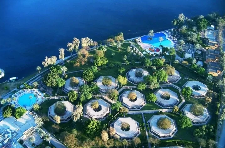 Jolie Ville Kings Island Luxor